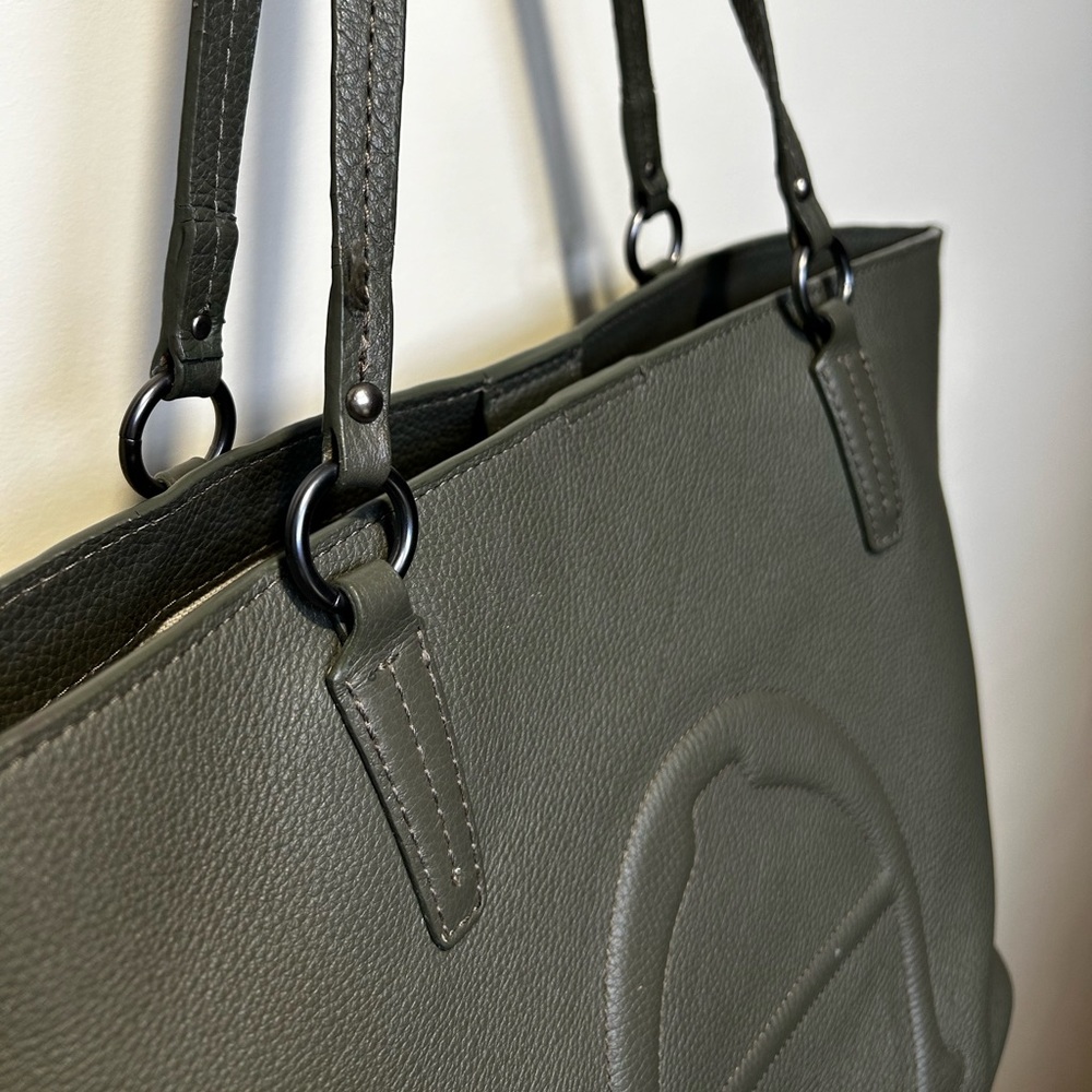 100% AUTHENTIC ETIENNE AIGNER LEATHER ADELINE LOGO TOTE SHOULDER BAG - Picture 5 of 11